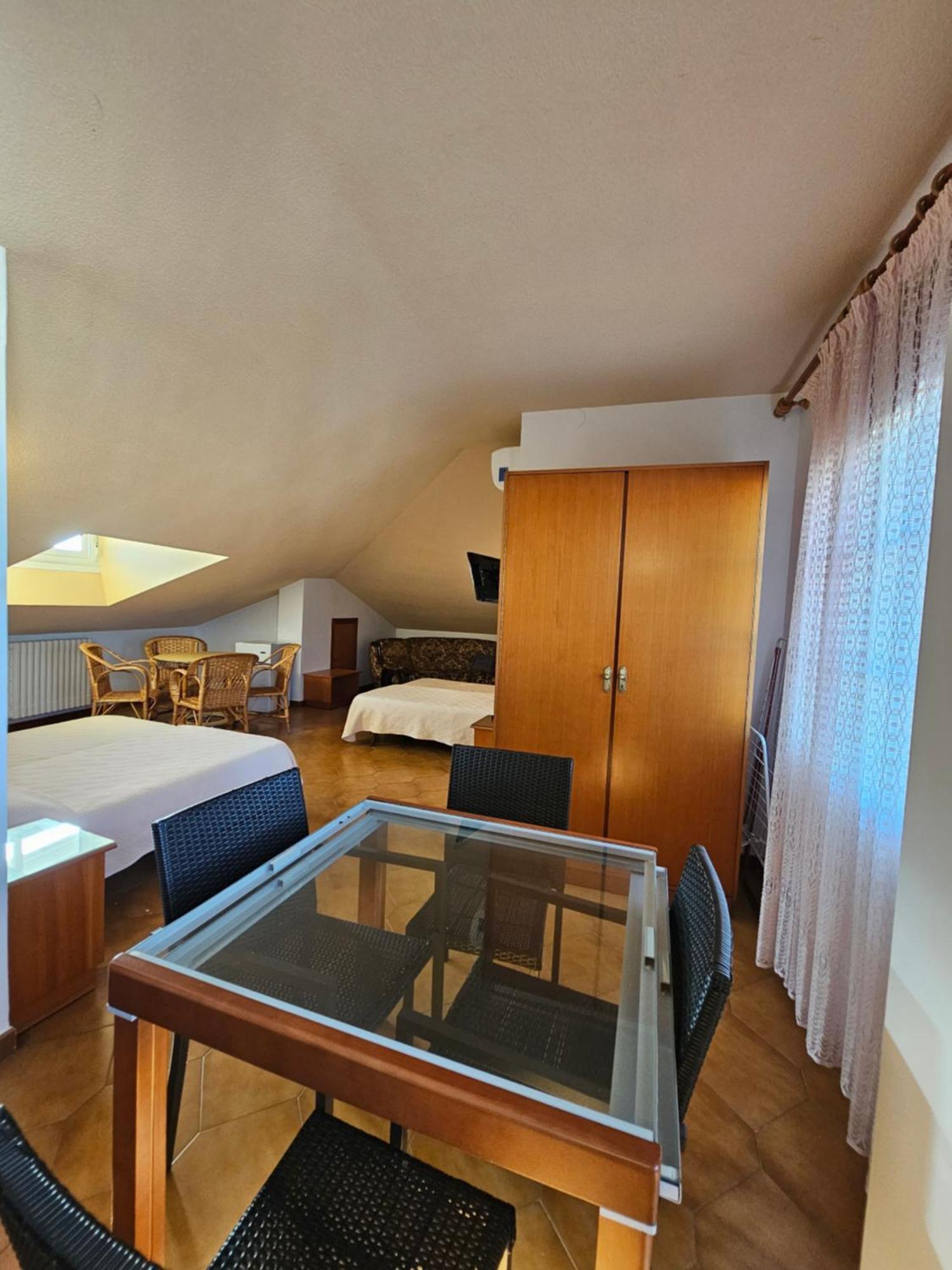 Hotel Blue Spot Мальграт-де-Мар Экстерьер фото