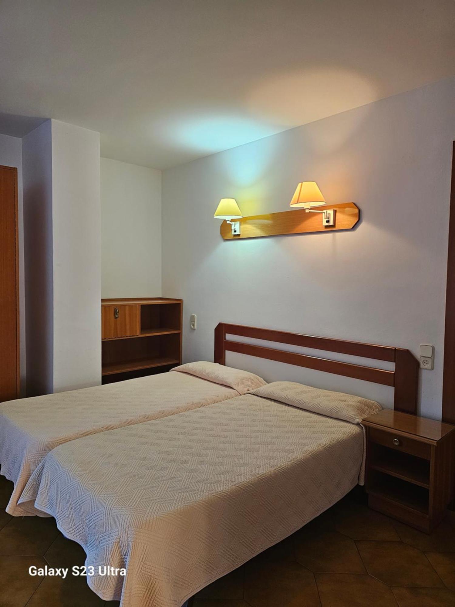 Hotel Blue Spot Мальграт-де-Мар Экстерьер фото