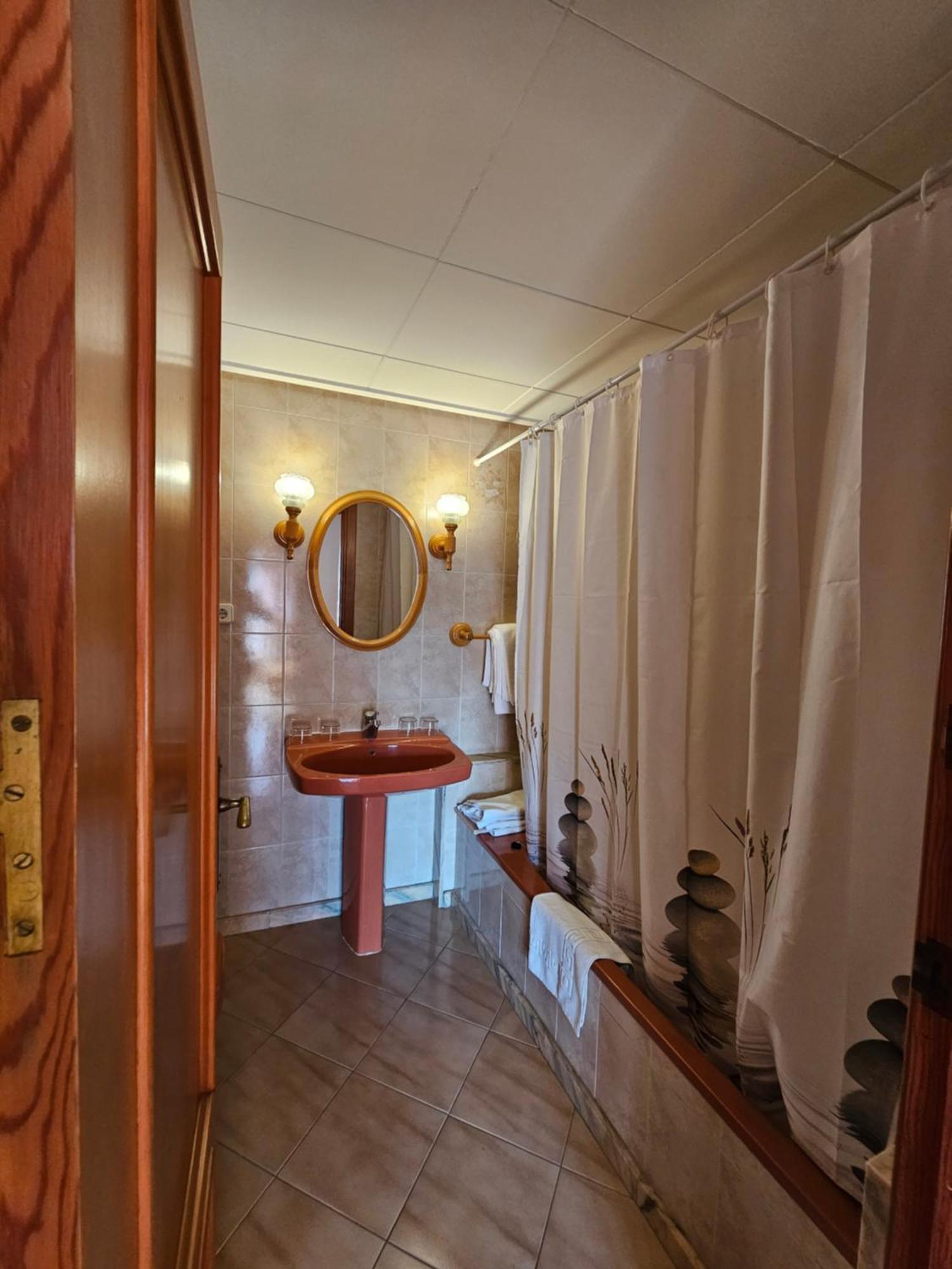 Hotel Blue Spot Мальграт-де-Мар Экстерьер фото