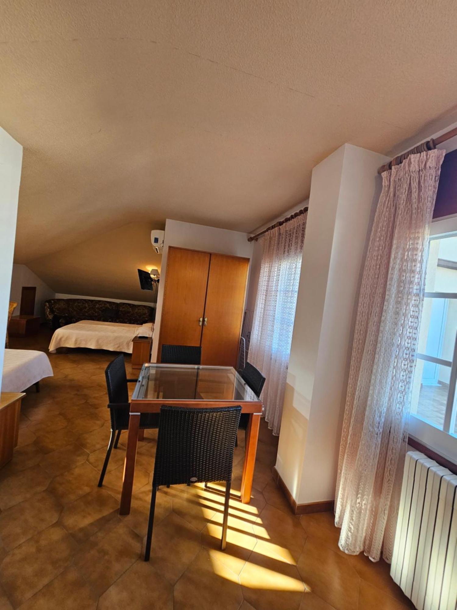Hotel Blue Spot Мальграт-де-Мар Экстерьер фото